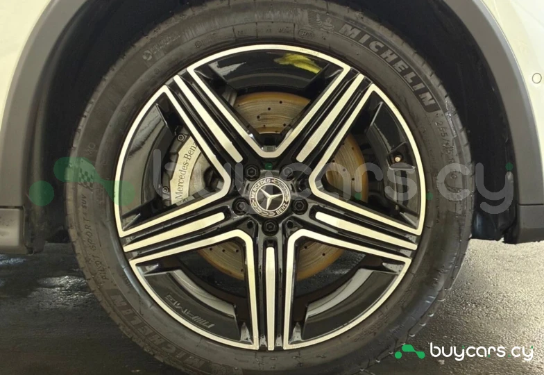 Mercedes GLC-class White