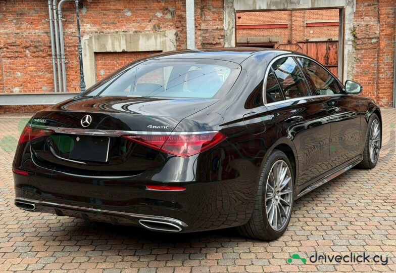 Mercedes S-class Black