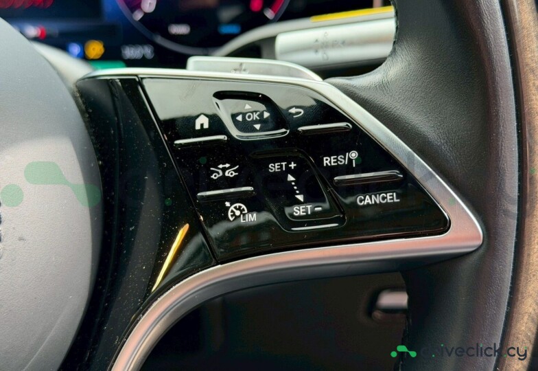 Mercedes S-class Black