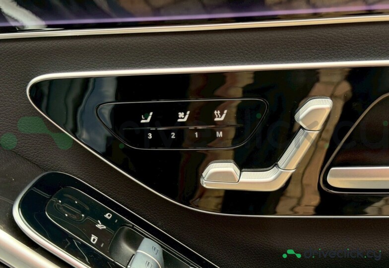 Mercedes S-class Black