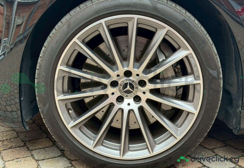 Mercedes S-class Black