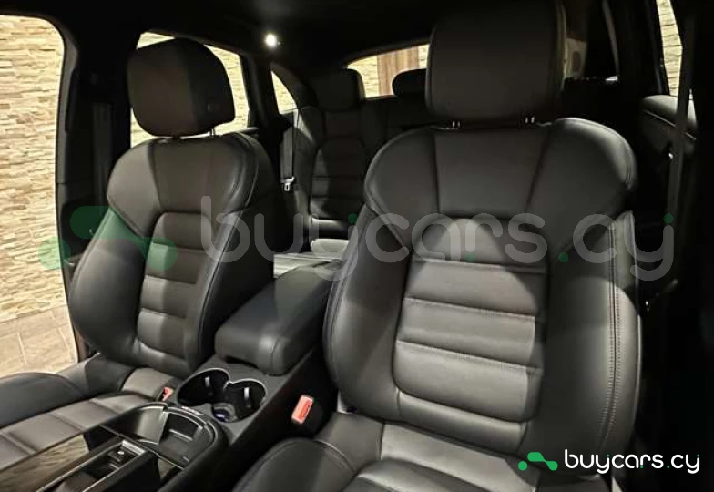 Porsche Macan Черный