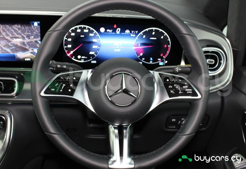 Mercedes V-class Black