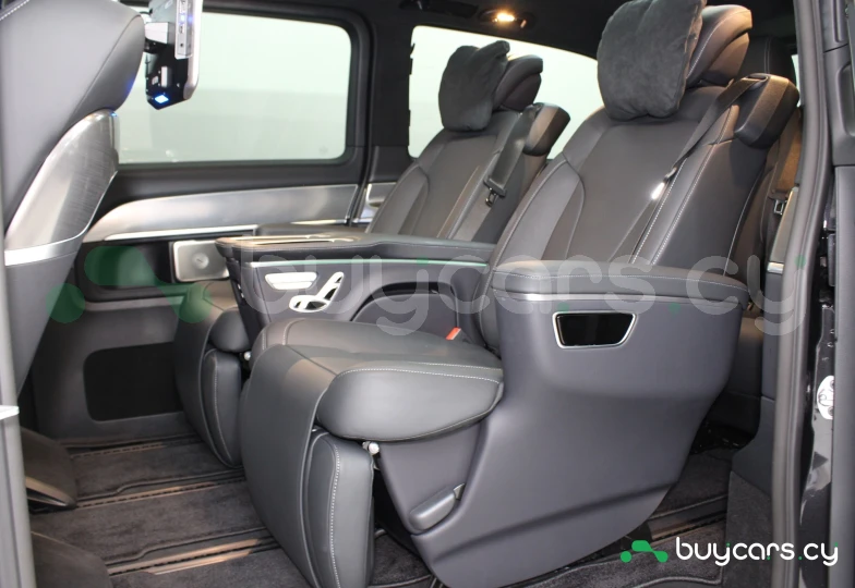 Mercedes V-class Black