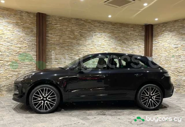 Porsche Macan Черный
