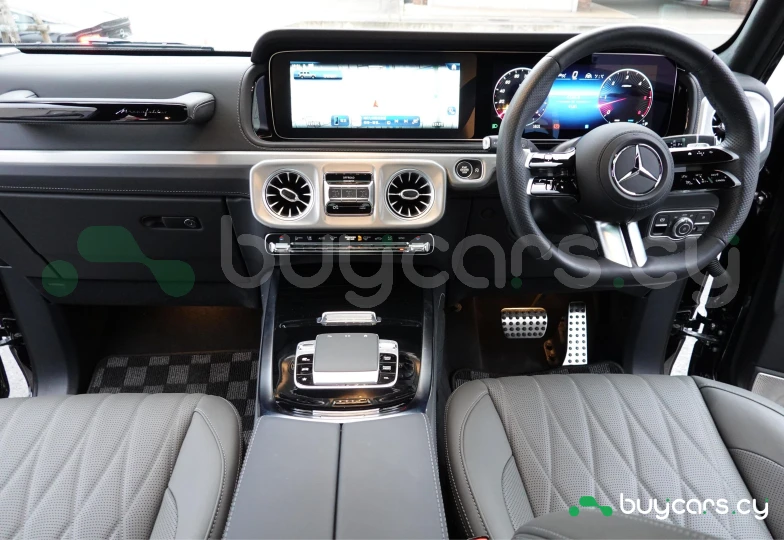 Mercedes G-class Черный