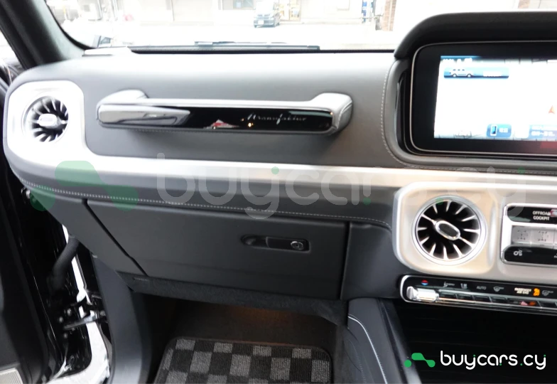 Mercedes G-class Черный