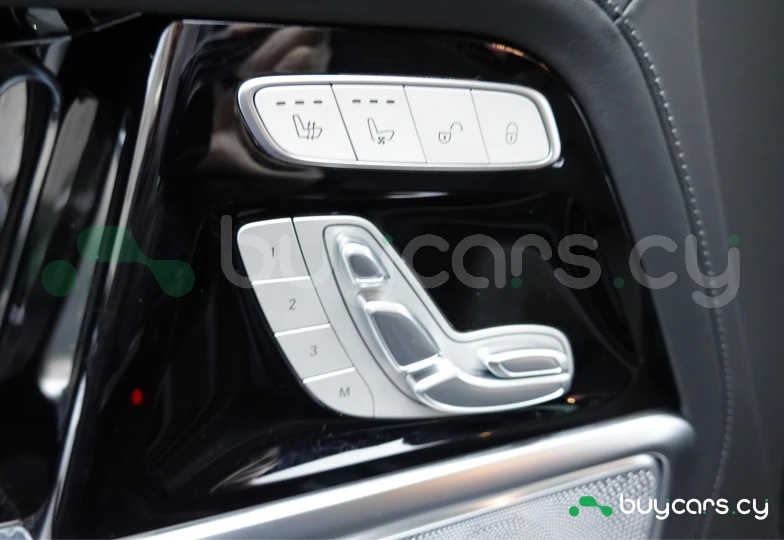 Mercedes G-class Черный