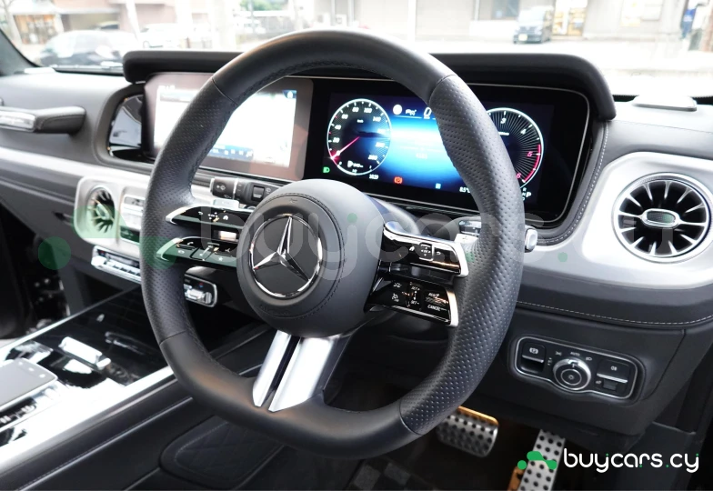 Mercedes G-class Черный