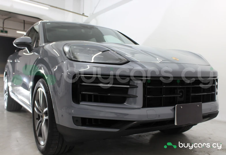 Porsche Cayenne Синий