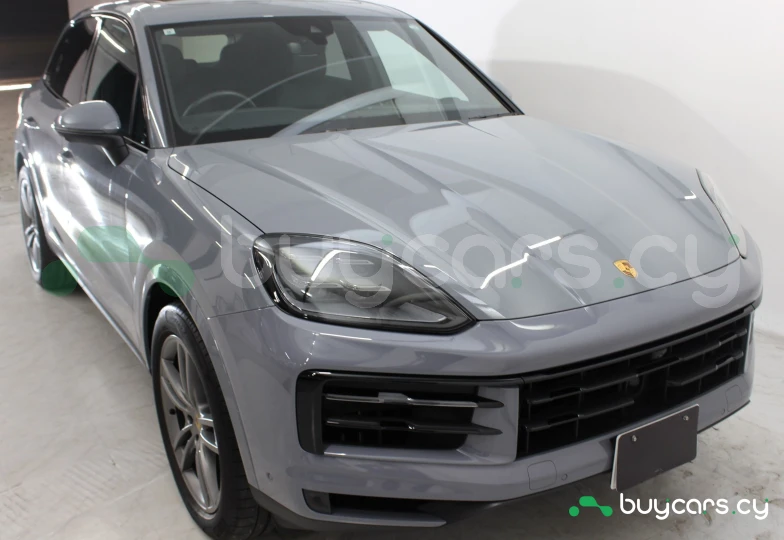Porsche Cayenne Синий