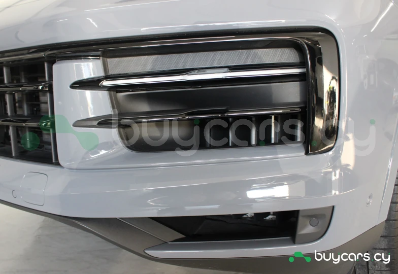 Porsche Cayenne Синий