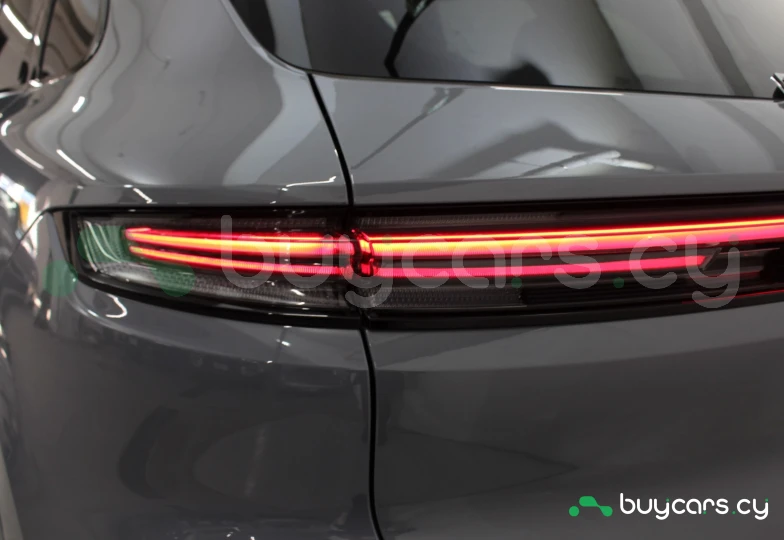 Porsche Cayenne Синий