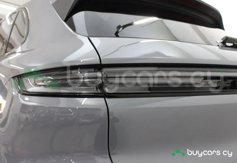 Porsche Cayenne Синий