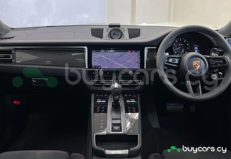 Porsche Macan Белый