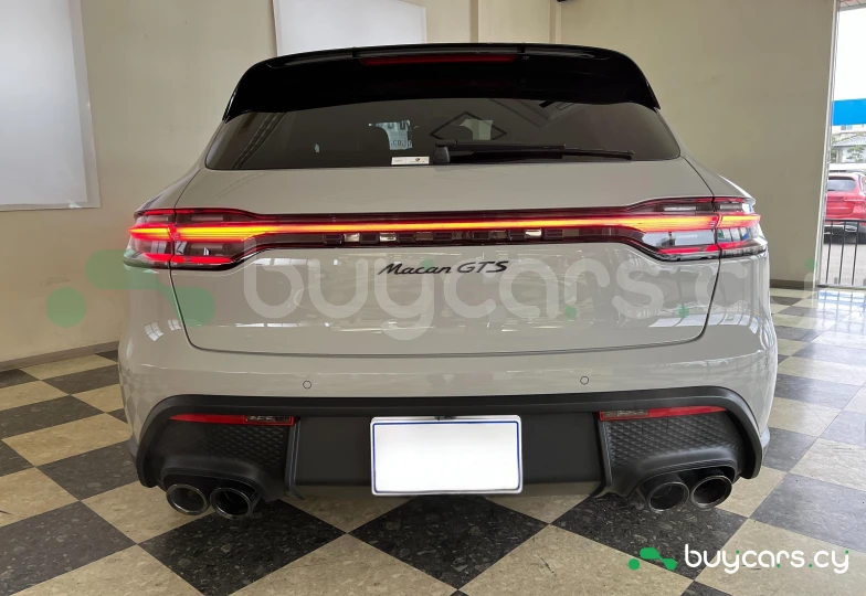 Porsche Macan Белый