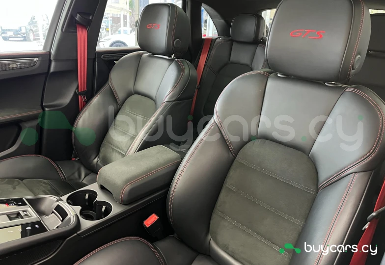 Porsche Macan Белый