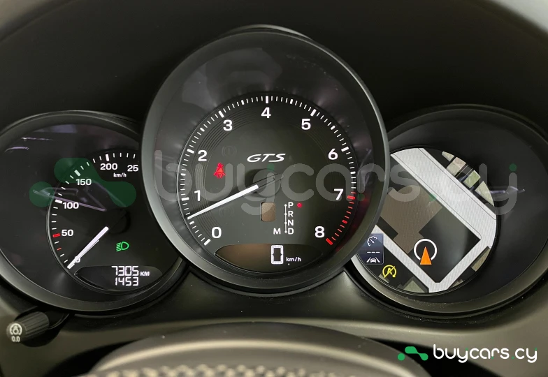 Porsche Macan Белый