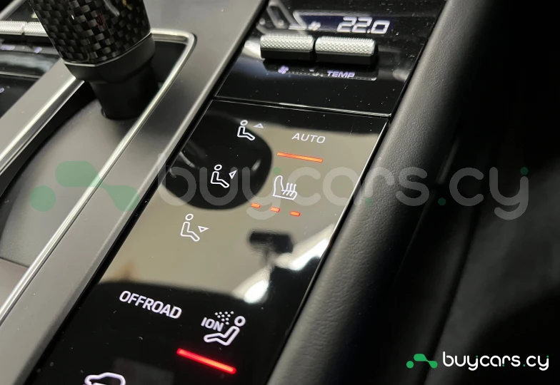 Porsche Macan Белый