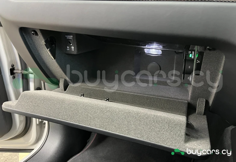 Porsche Macan Белый