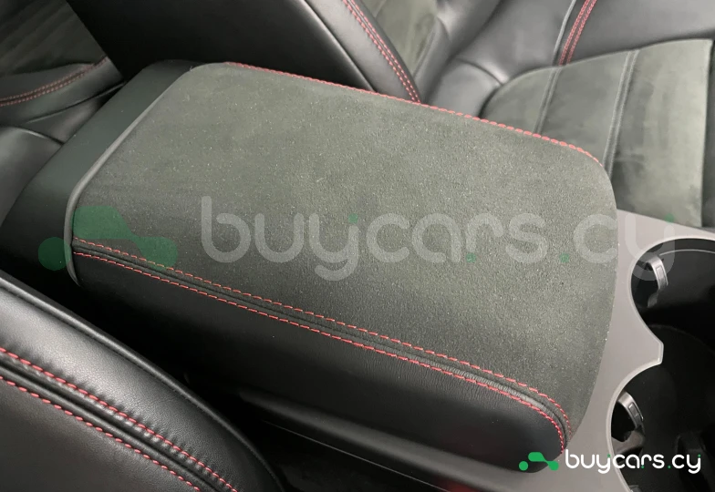 Porsche Macan Белый