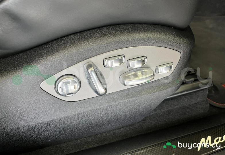 Porsche Macan Белый