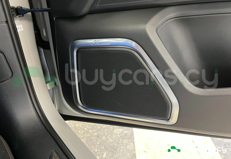 Porsche Macan Белый