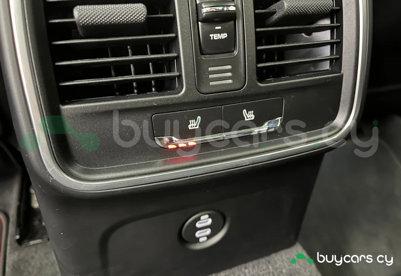 Porsche Macan Белый