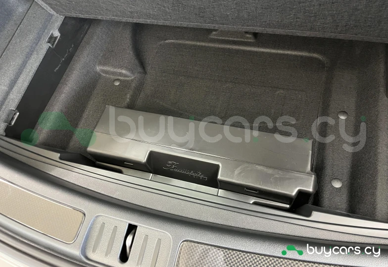 Porsche Macan Белый