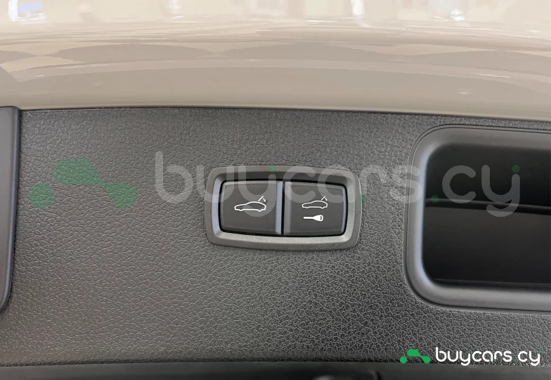 Porsche Macan Белый