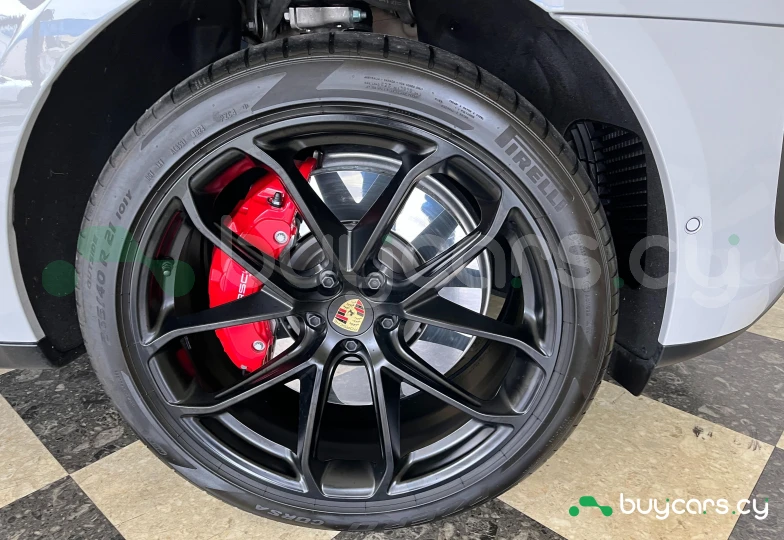 Porsche Macan Белый