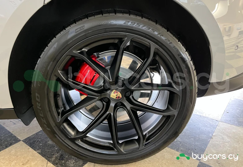 Porsche Macan Белый