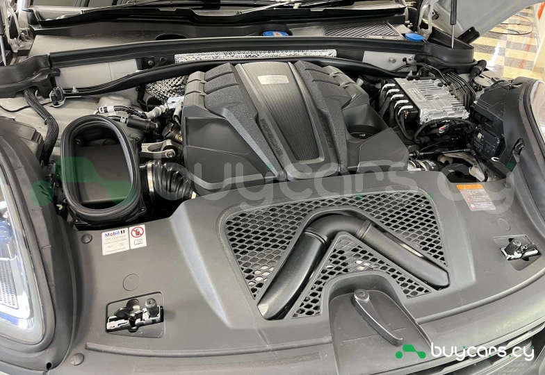 Porsche Macan Белый