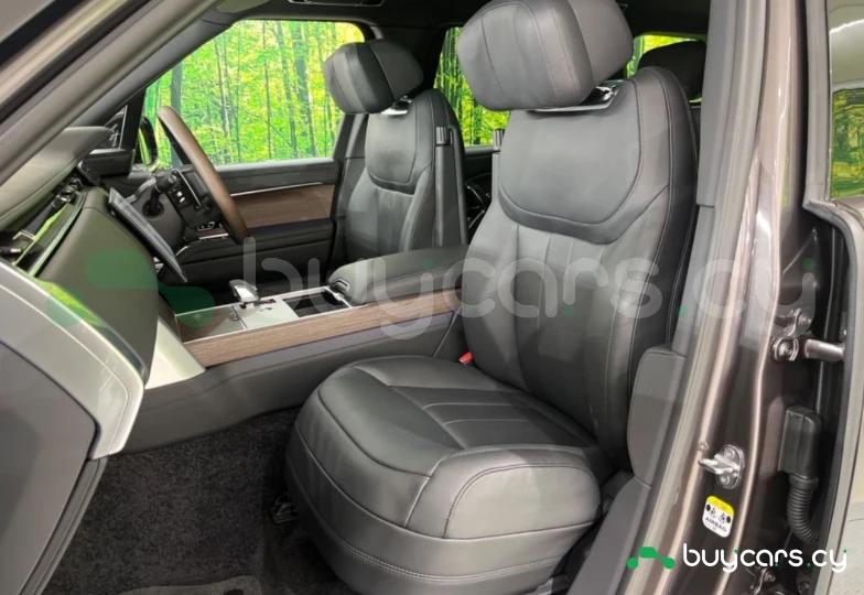 Land Rover Range Rover Серый