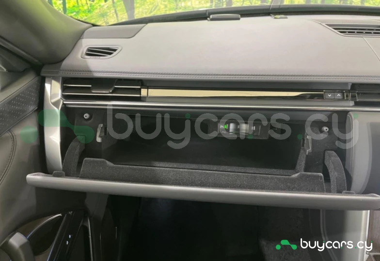 Land Rover Range Rover Серый