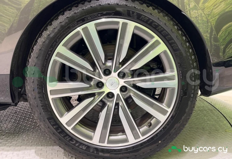 Land Rover Range Rover Серый