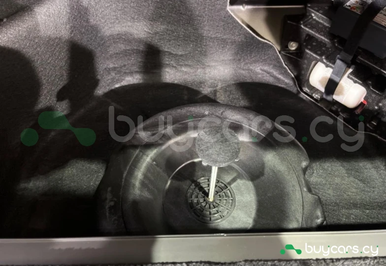 Land Rover Range Rover Серый