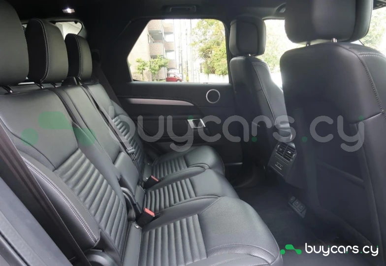 Land Rover Discovery Серый