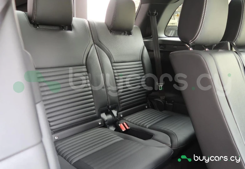 Land Rover Discovery Серый