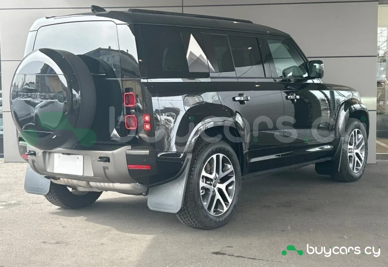 Land Rover Defender Black