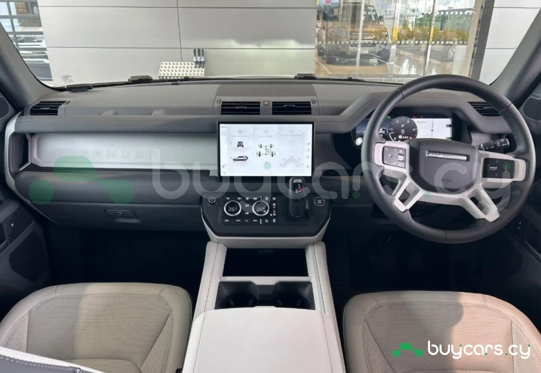 Land Rover Defender Black