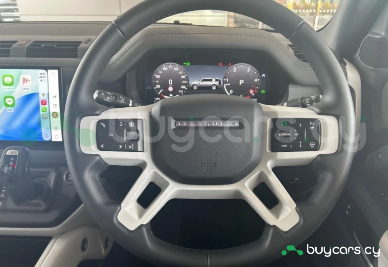 Land Rover Defender Black