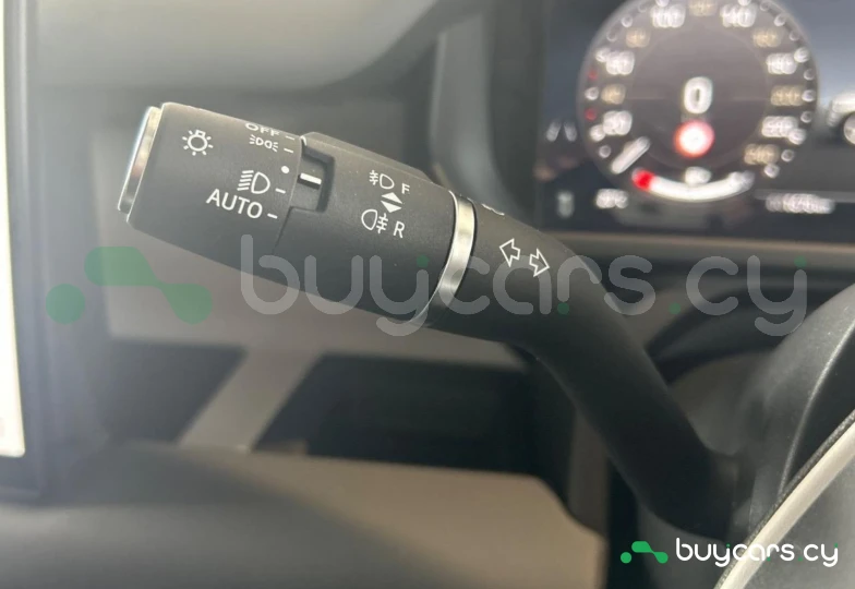 Land Rover Defender Black