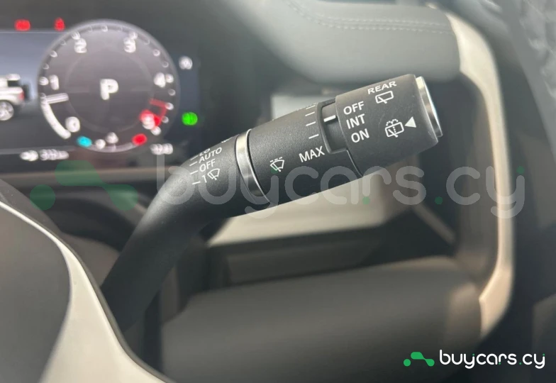 Land Rover Defender Black