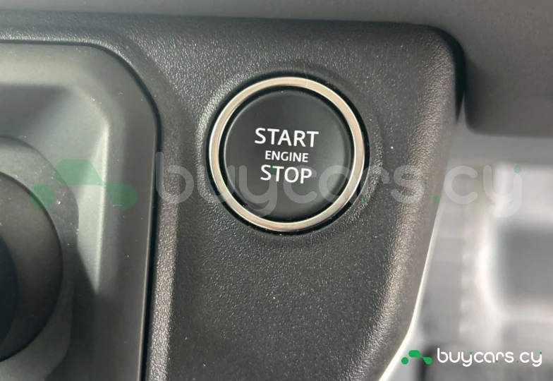 Land Rover Defender Black