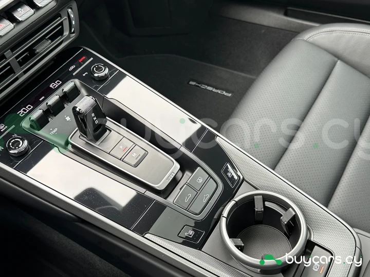 Porsche 911 Белый