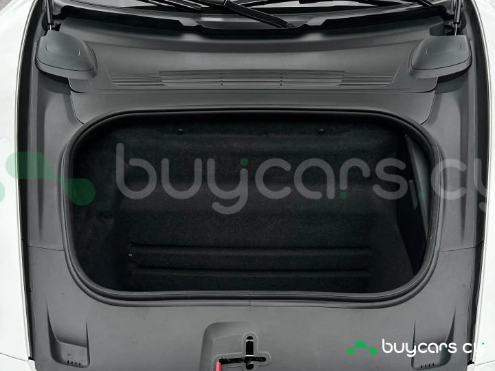 Porsche 911 Белый