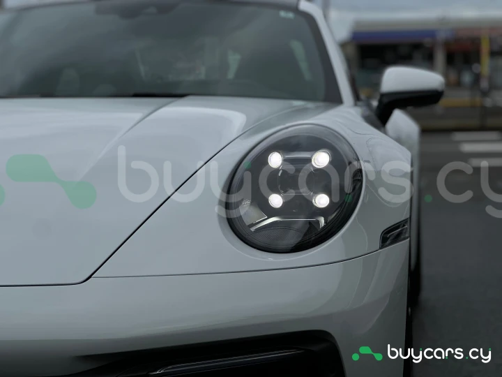 Porsche 911 Белый