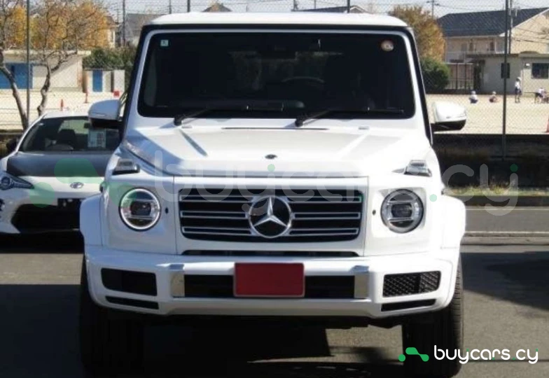 Mercedes G-class Белый