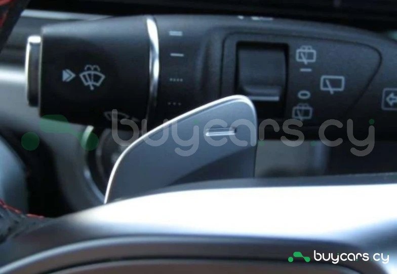 Mercedes G-class Белый